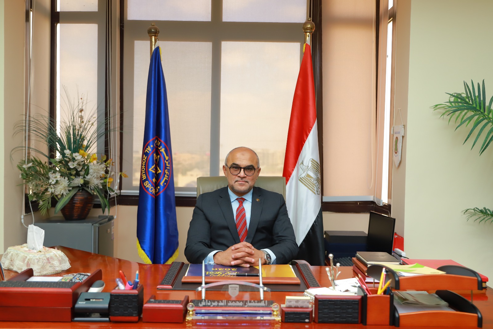 كلمة رئيس النادى ,مرحباً بكم فى موقع نادى الزهور الرياضى